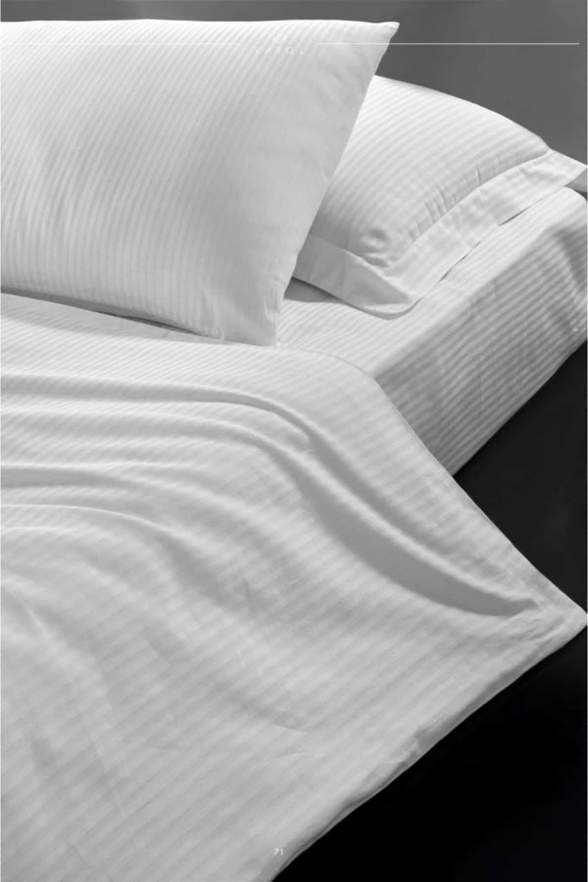 Ravna plahta Hotel Series 83 – TC 210 · Pruge 0,5 cm